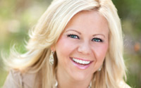 Sarah Robbins - sarah-robbins-headshot-02-tn